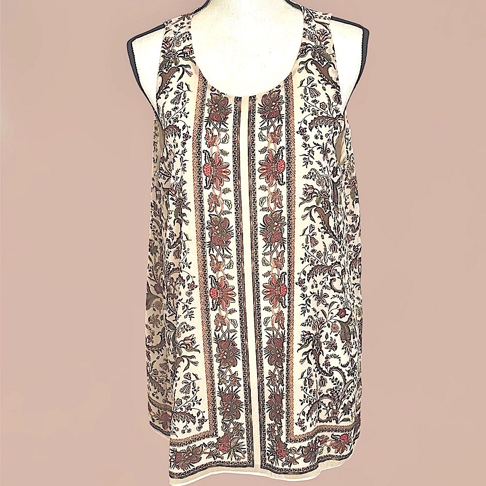 EUC! MAX STUDIO FLOWERED SLEEVELESS BLOUSE